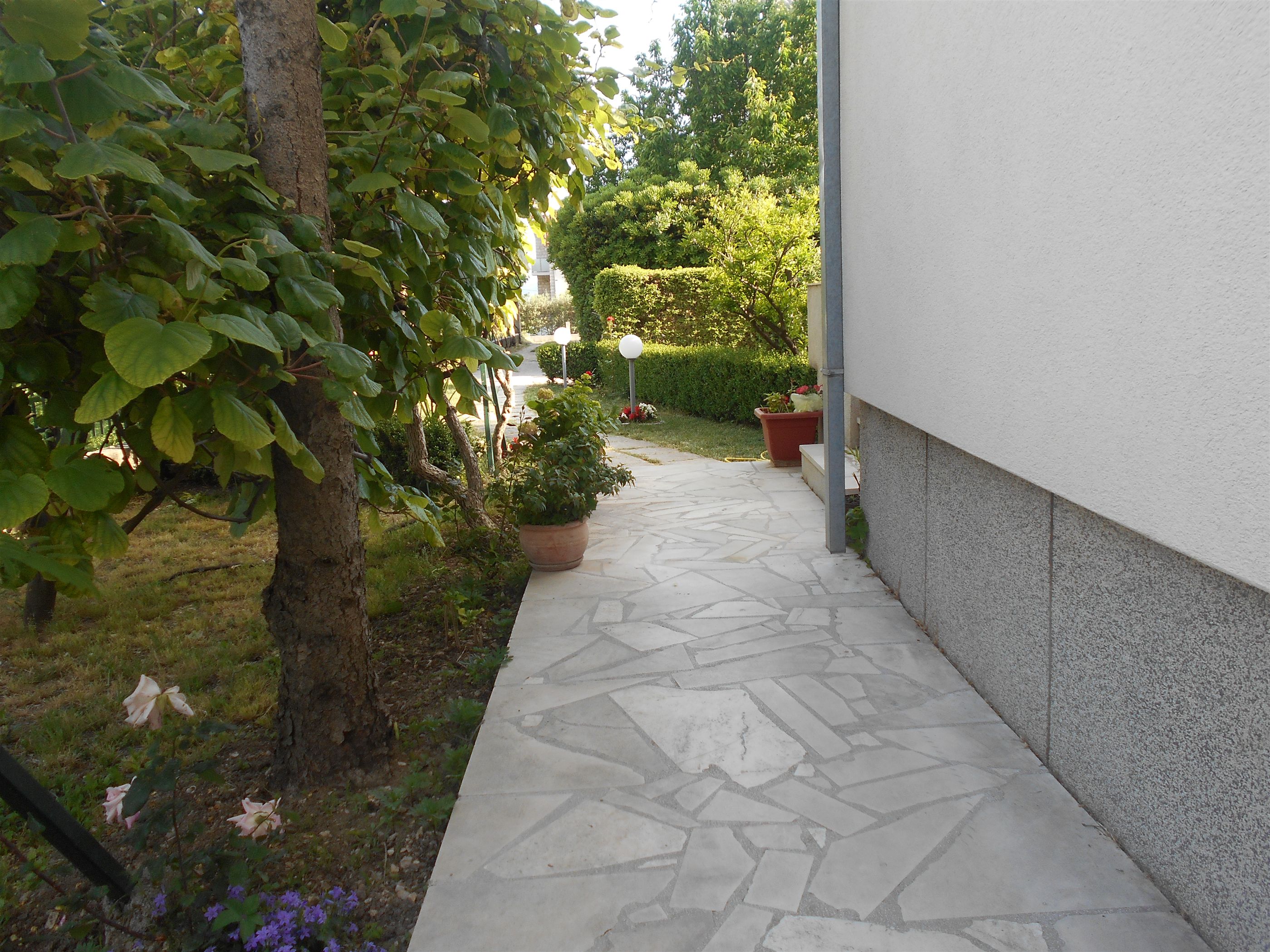 Apartments Boško 47401-A2