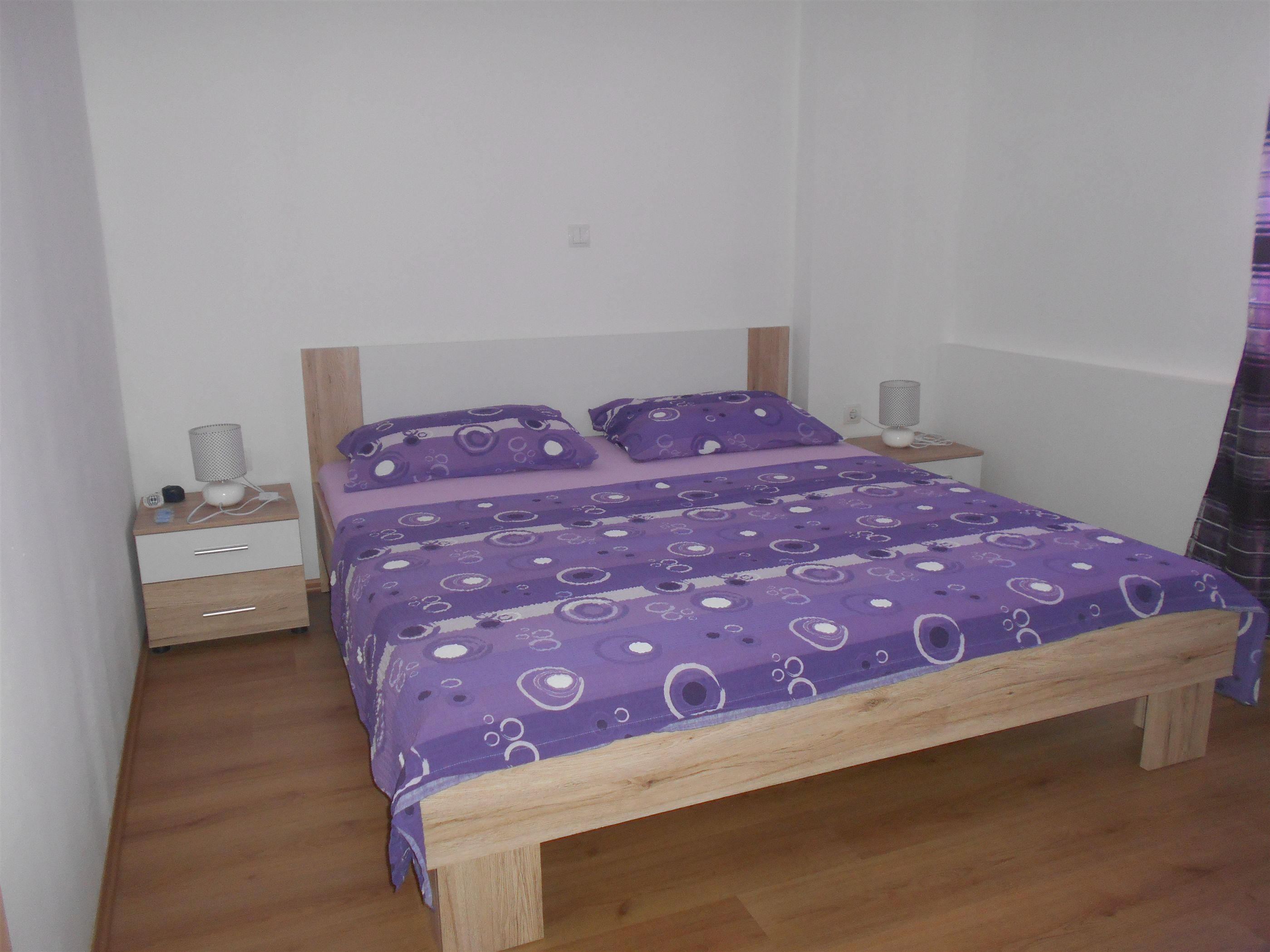 Apartments Boško 47401-A1