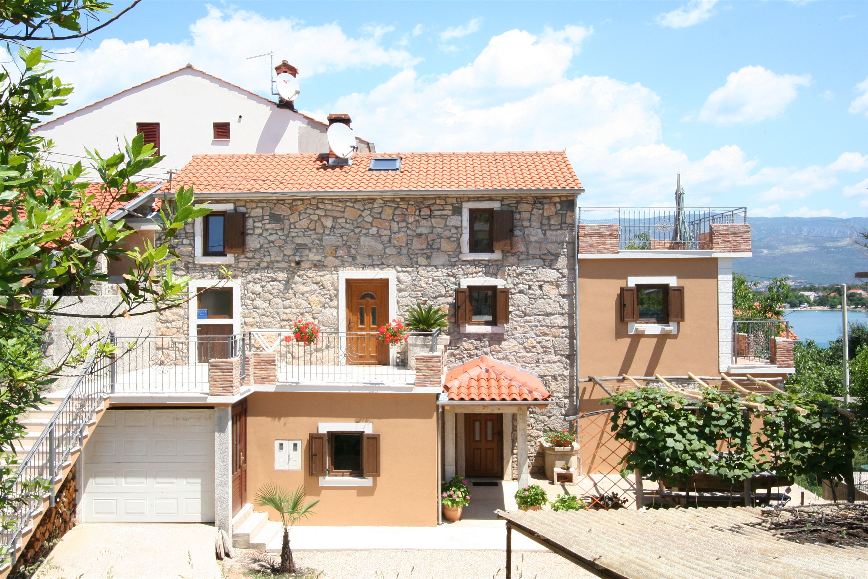 Apartments Ervin 60248-A1