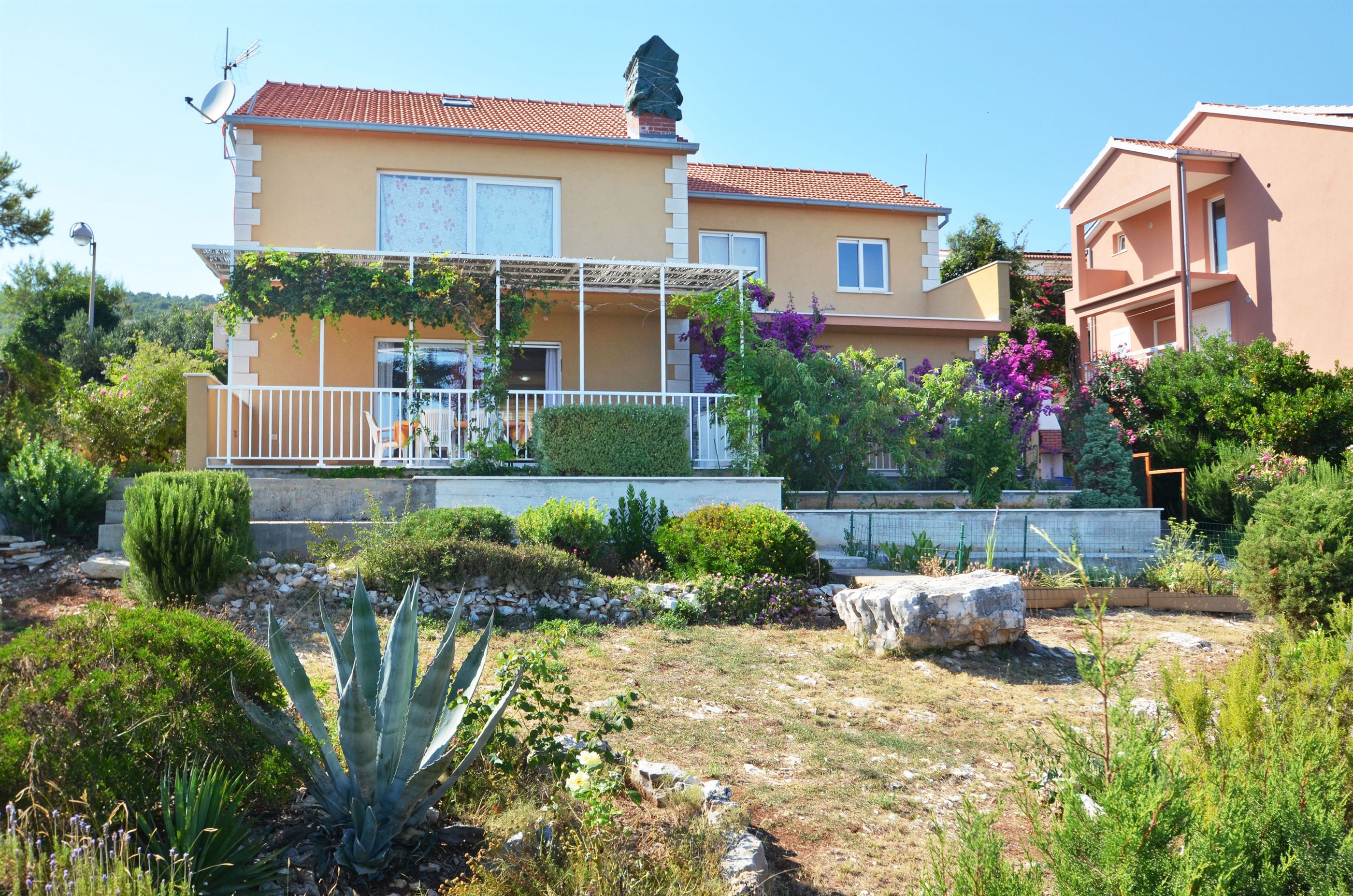 House Julije 53101-K1