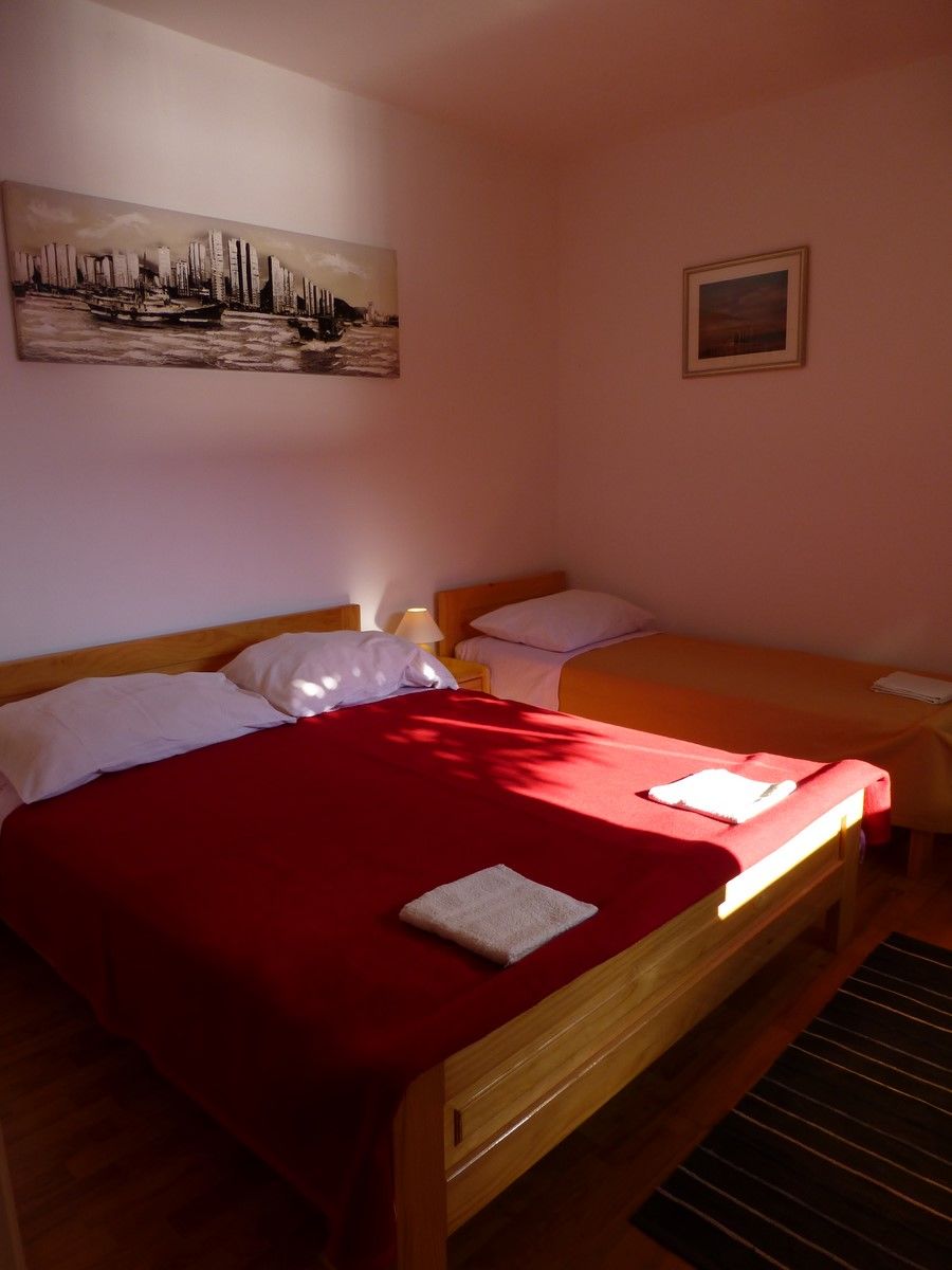 Apartments Željko 46931-A1