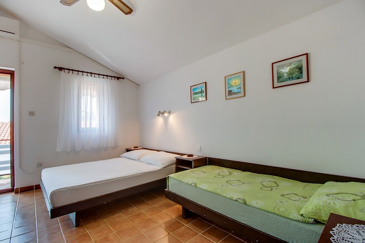 Apartments Anna 17581-A1