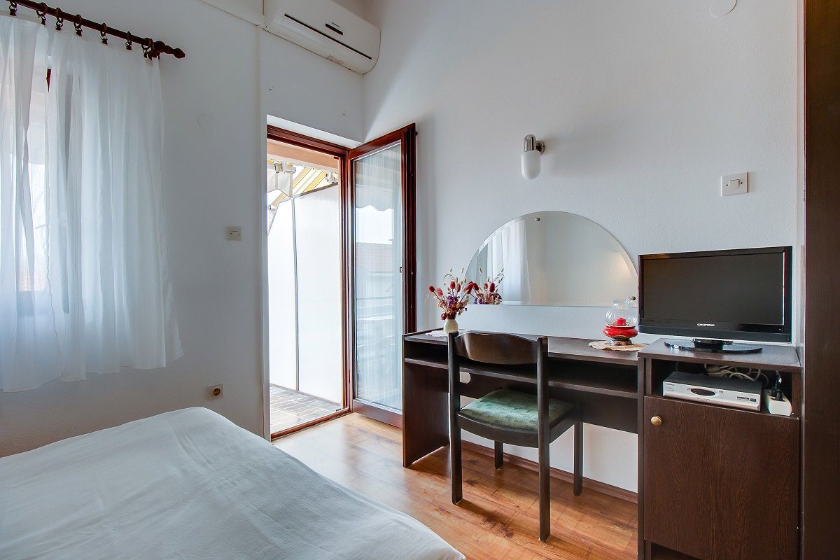 Apartments Anna 17581-A2
