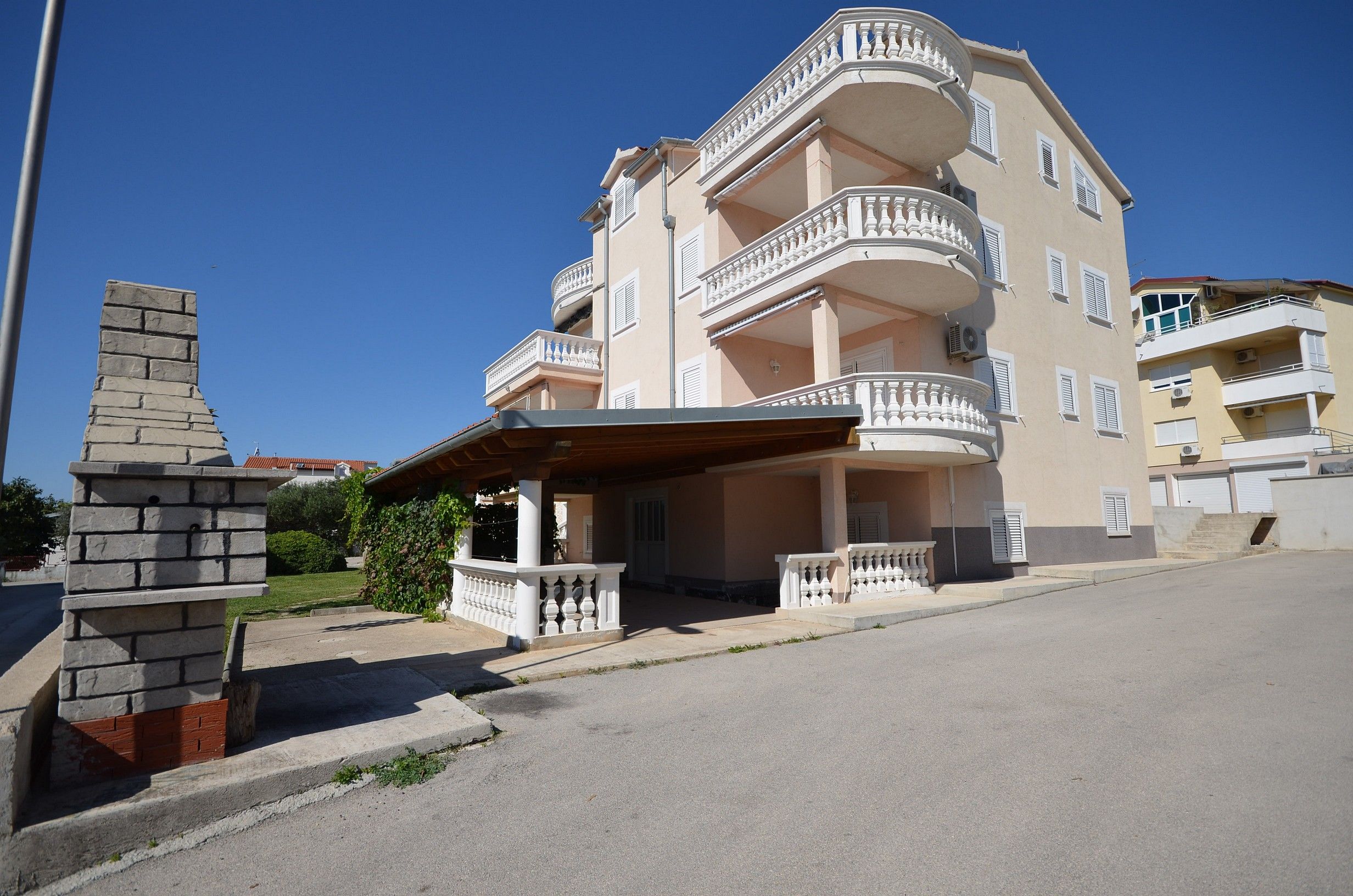 Apartment Dora 18251-A1