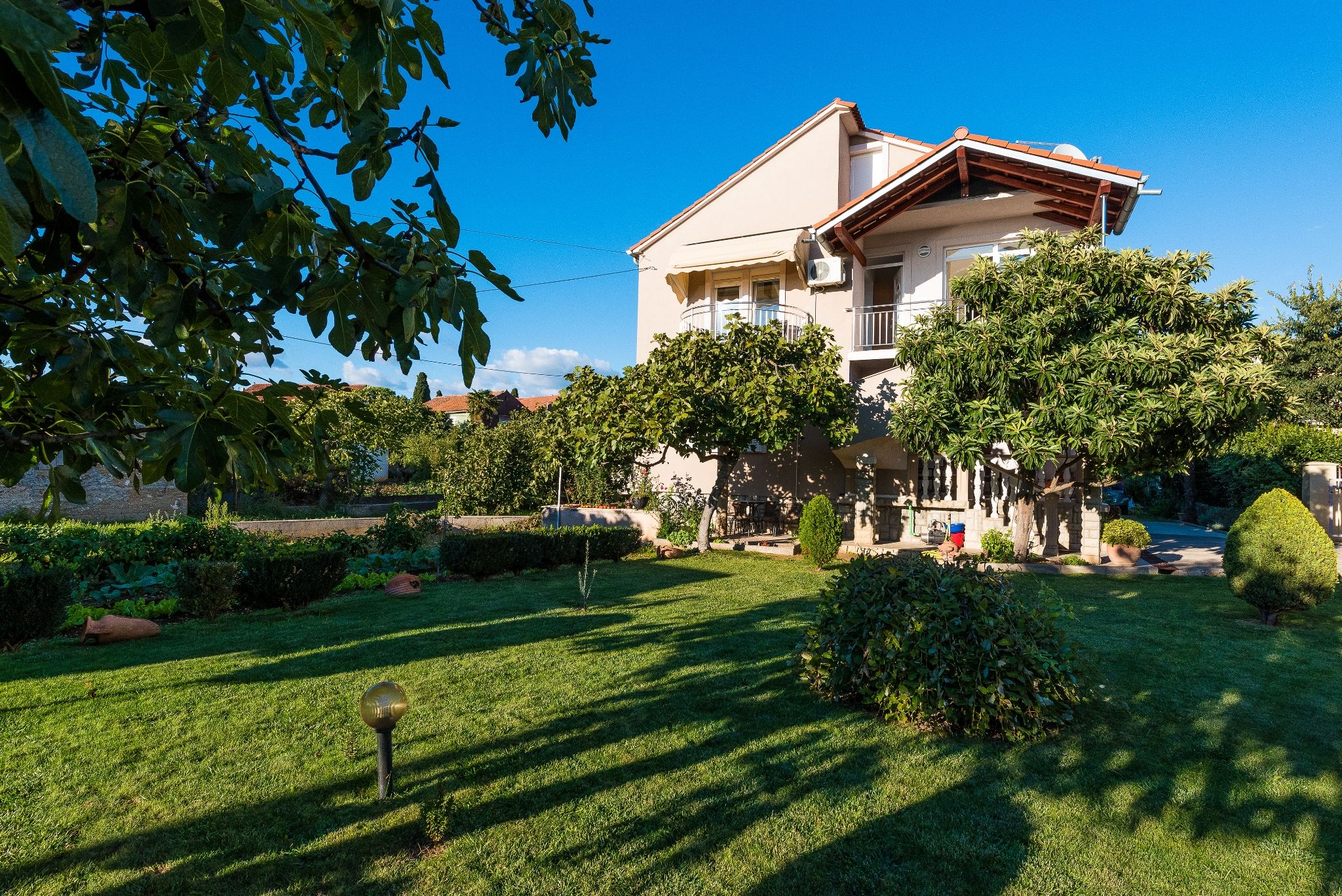 Apartments Marko 16566-A1