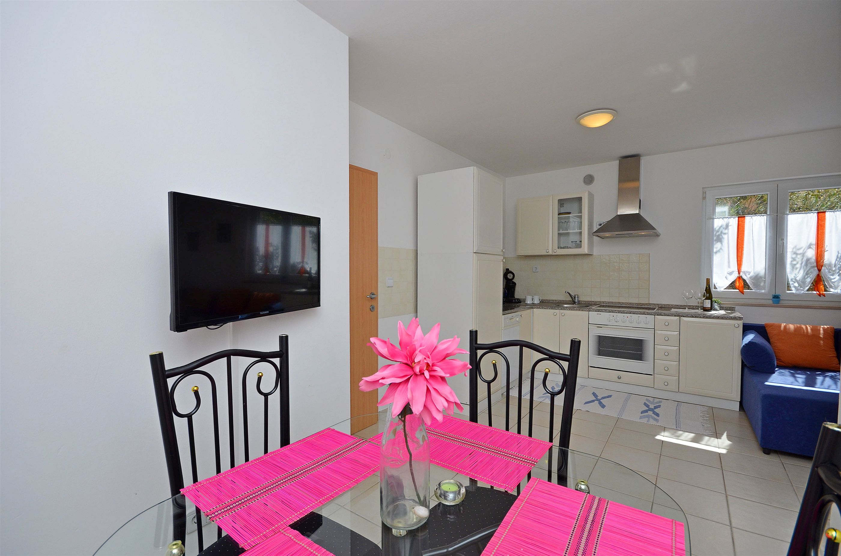 Apartments Danica 20461-A1