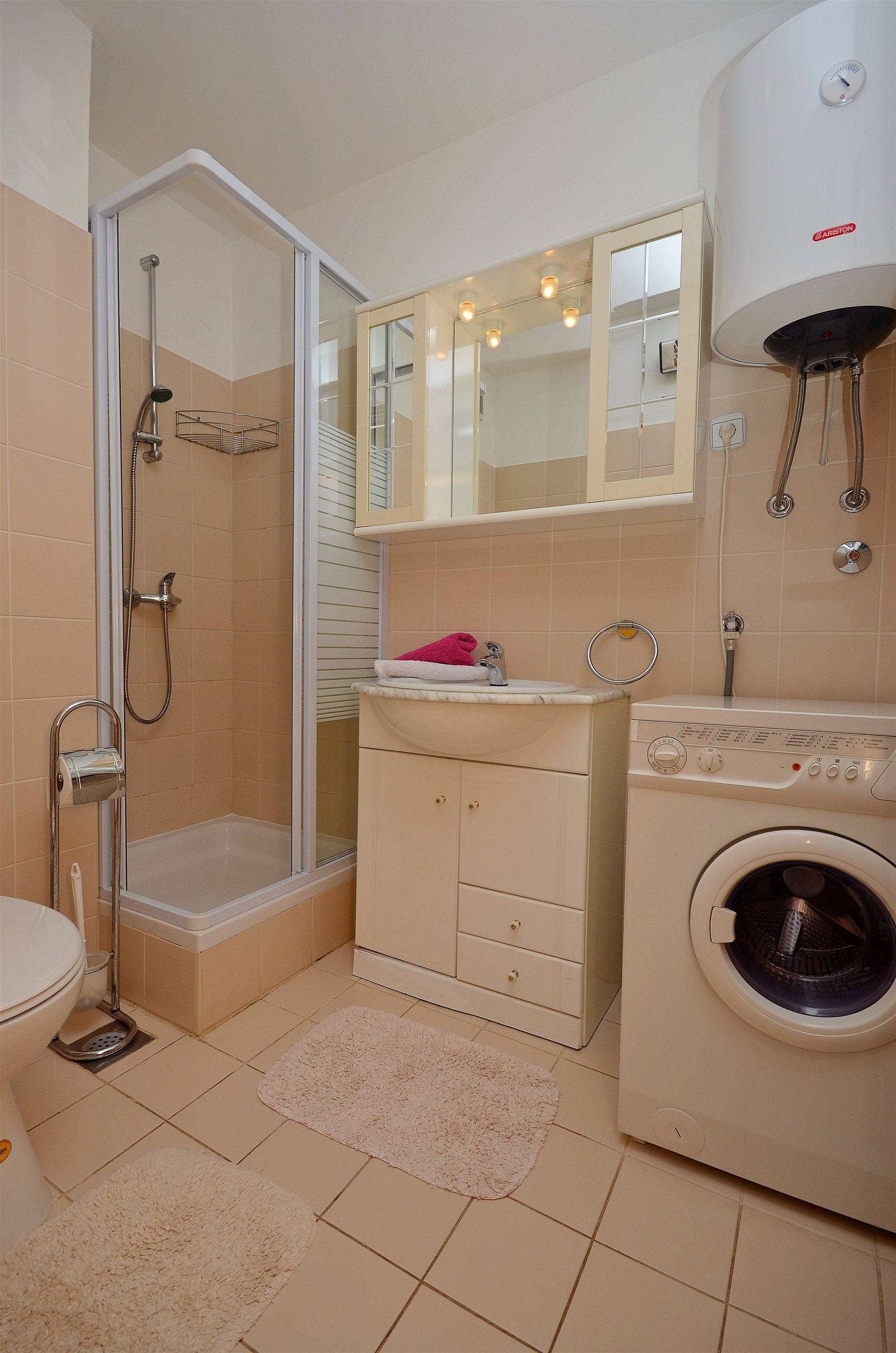 Apartments Danica 20461-A1