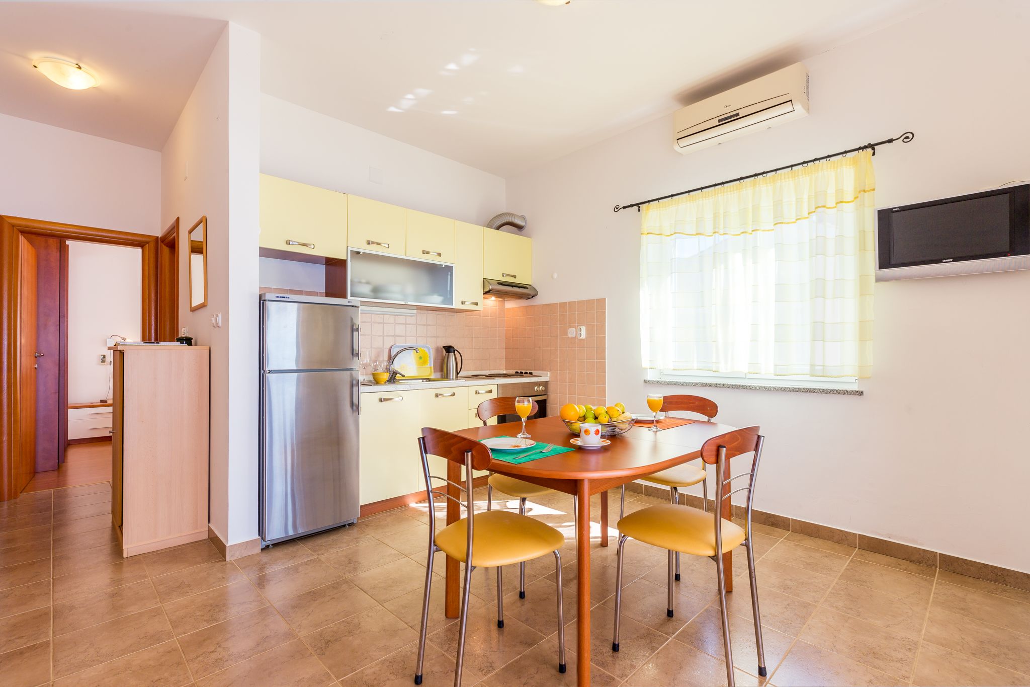 Apartments Ivan 27831-A2