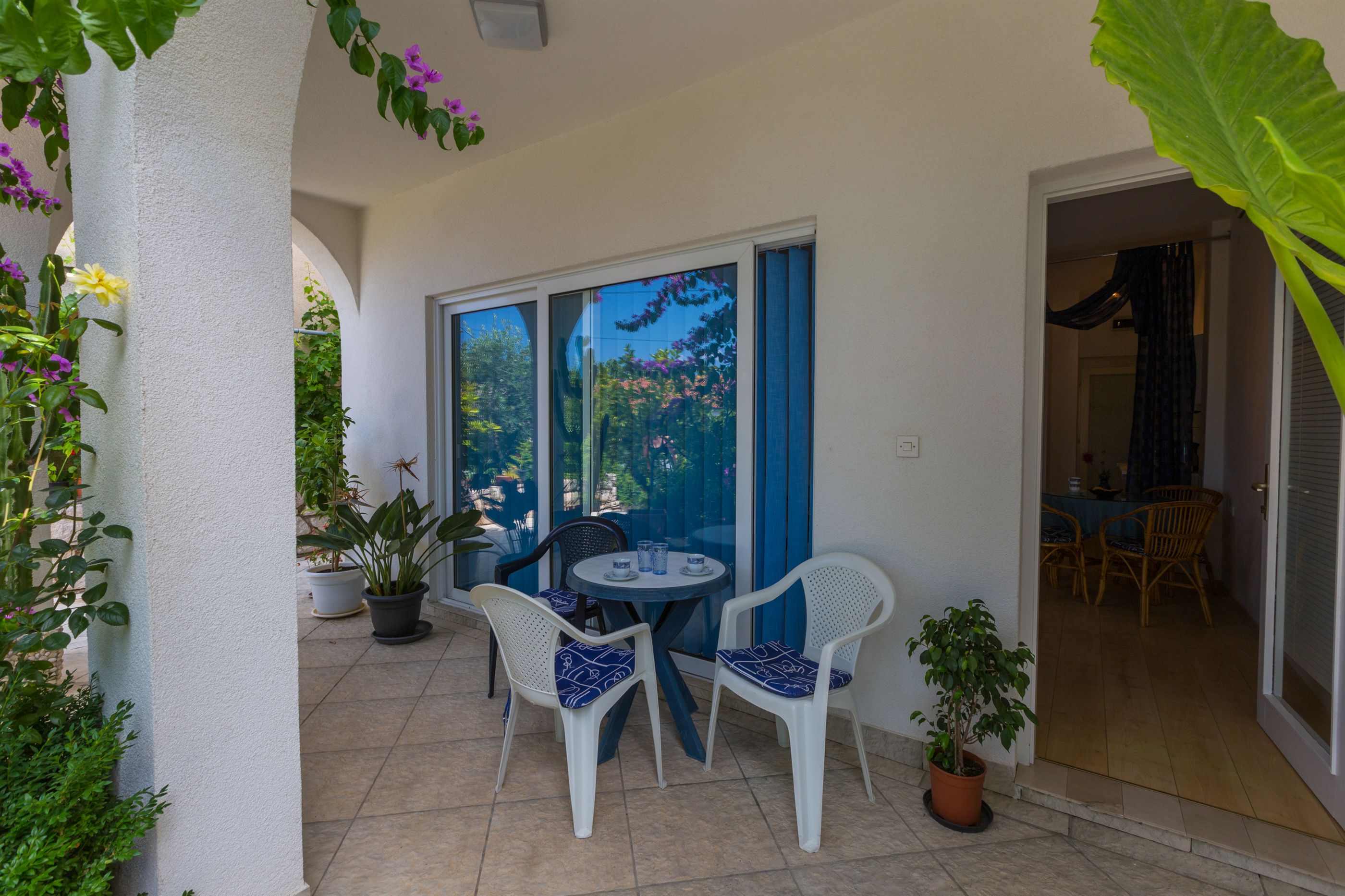 Apartments Dorijan i Karlo 62549-A2