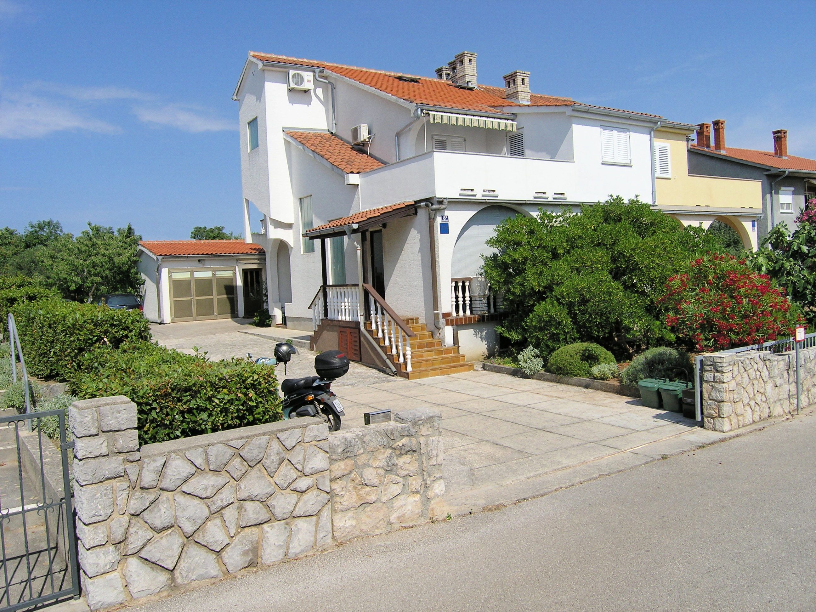 Apartmani KLETUŠ A2