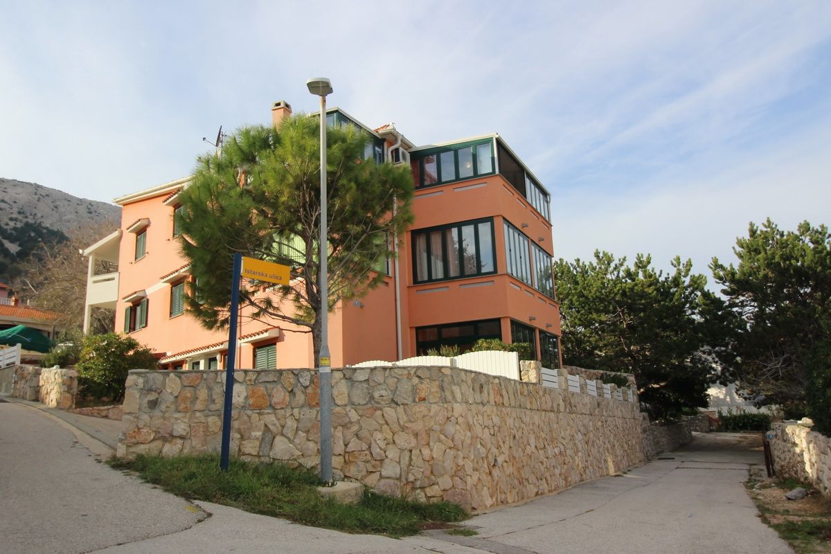 Apartments Pintar-Zarok 69201-A1