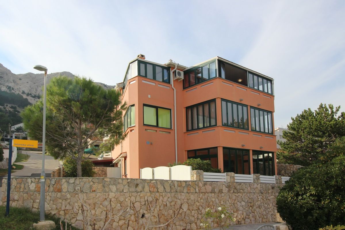 Apartments Pintar-Zarok 69201-A1