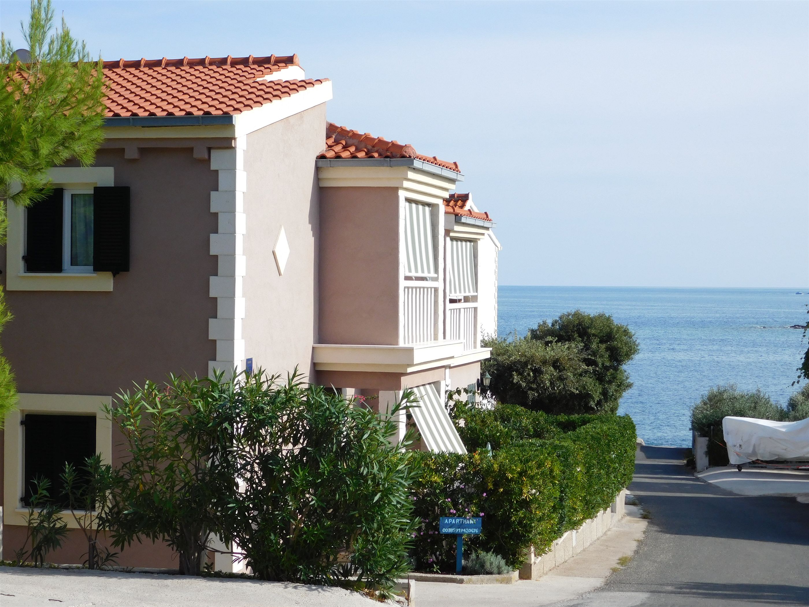 Apartments Mirjana 45561-A1