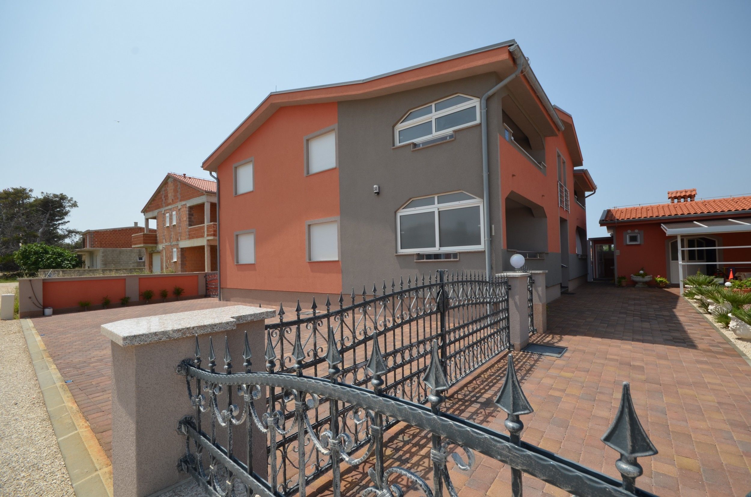Apartments Komljen 17721-A2