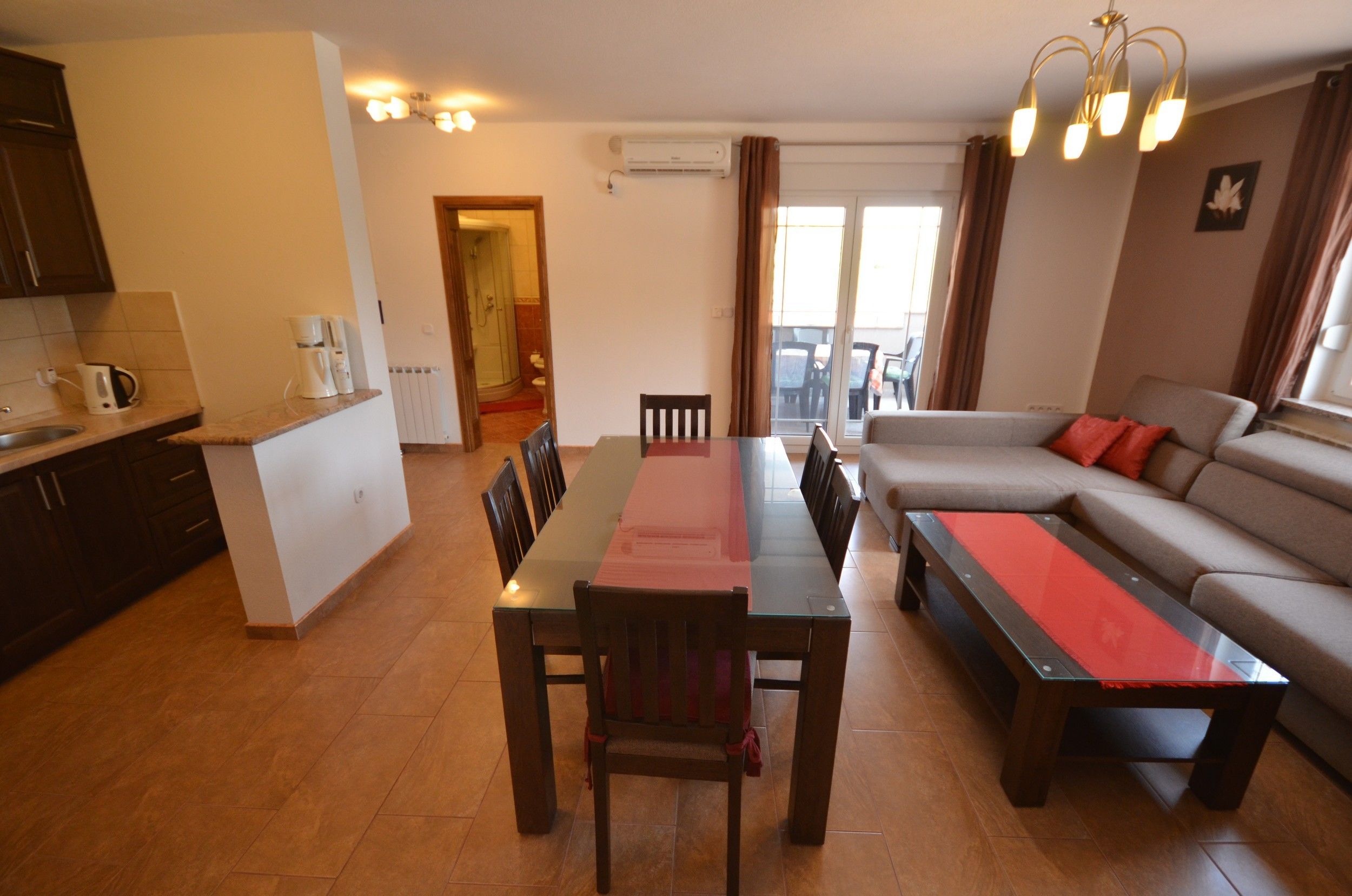 Apartments Komljen 17721-A1