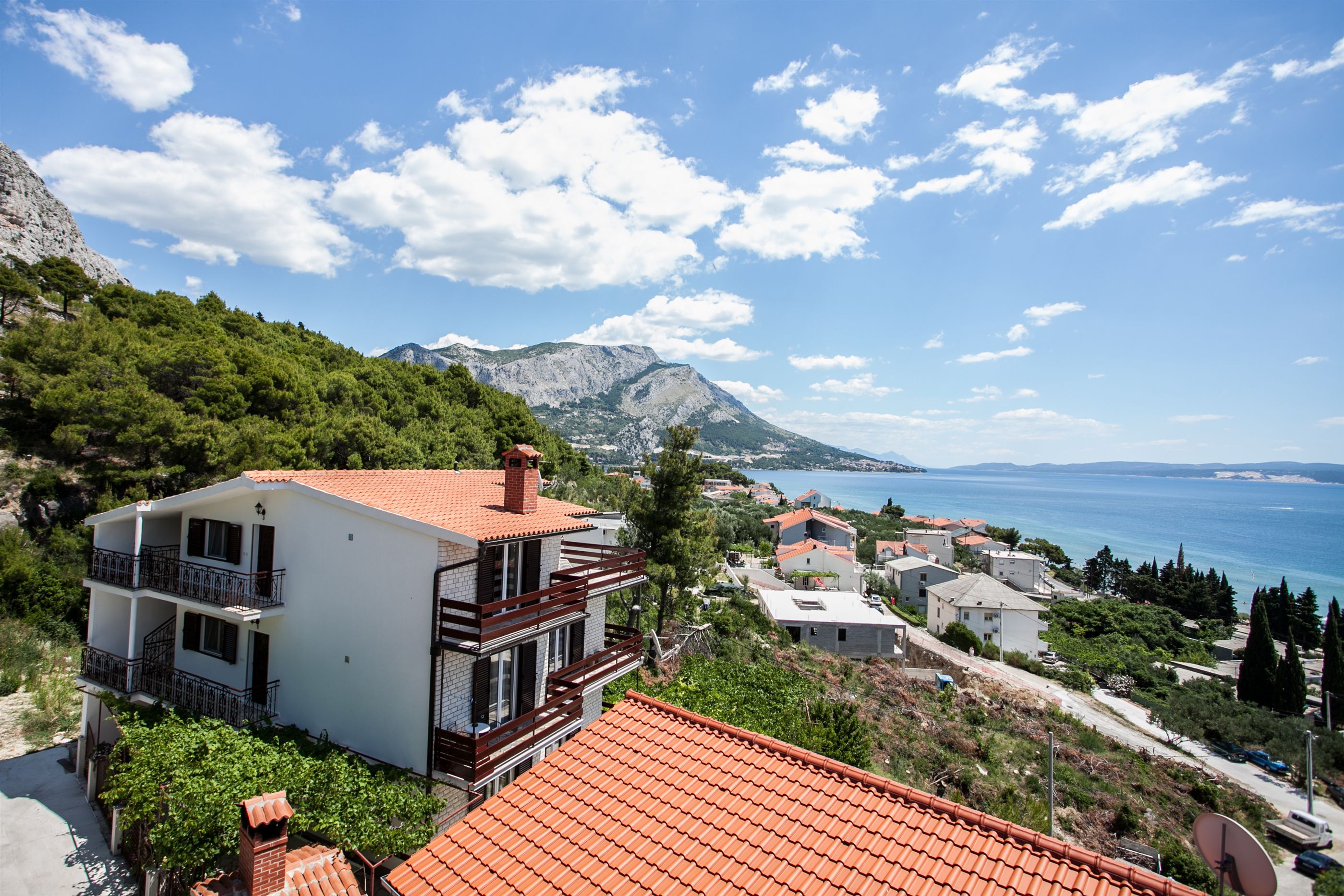 Apartments Mladen 12941-A1