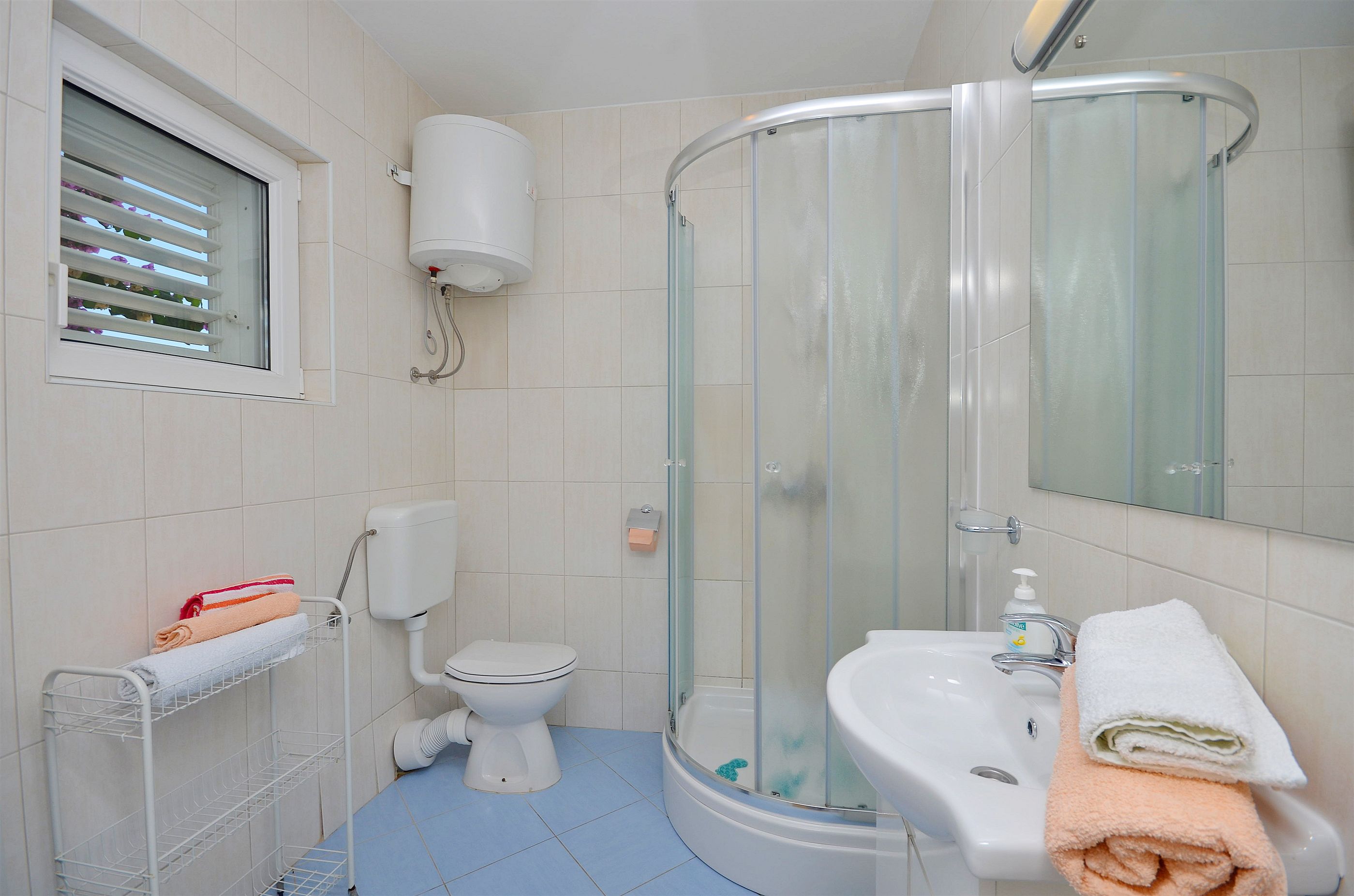 Apartments Šime 25601-A1