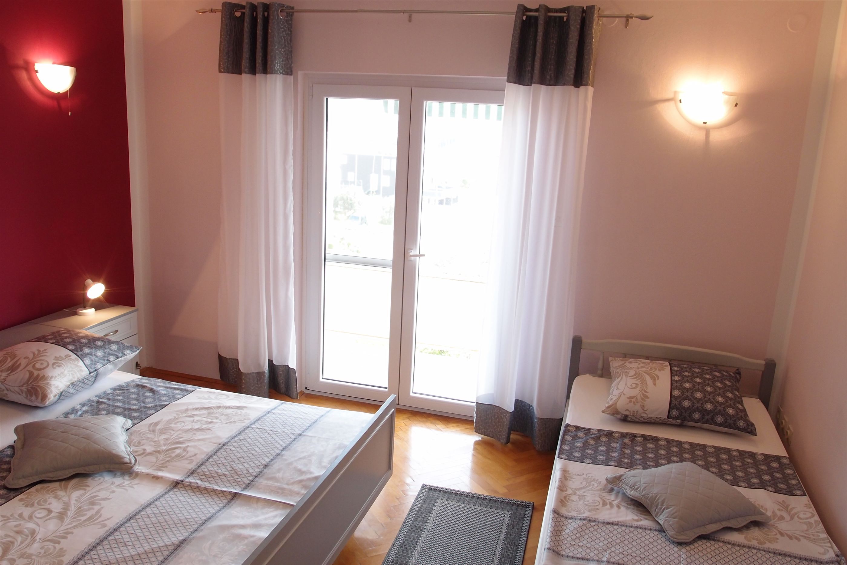 Apartments Mira 26271-A1
