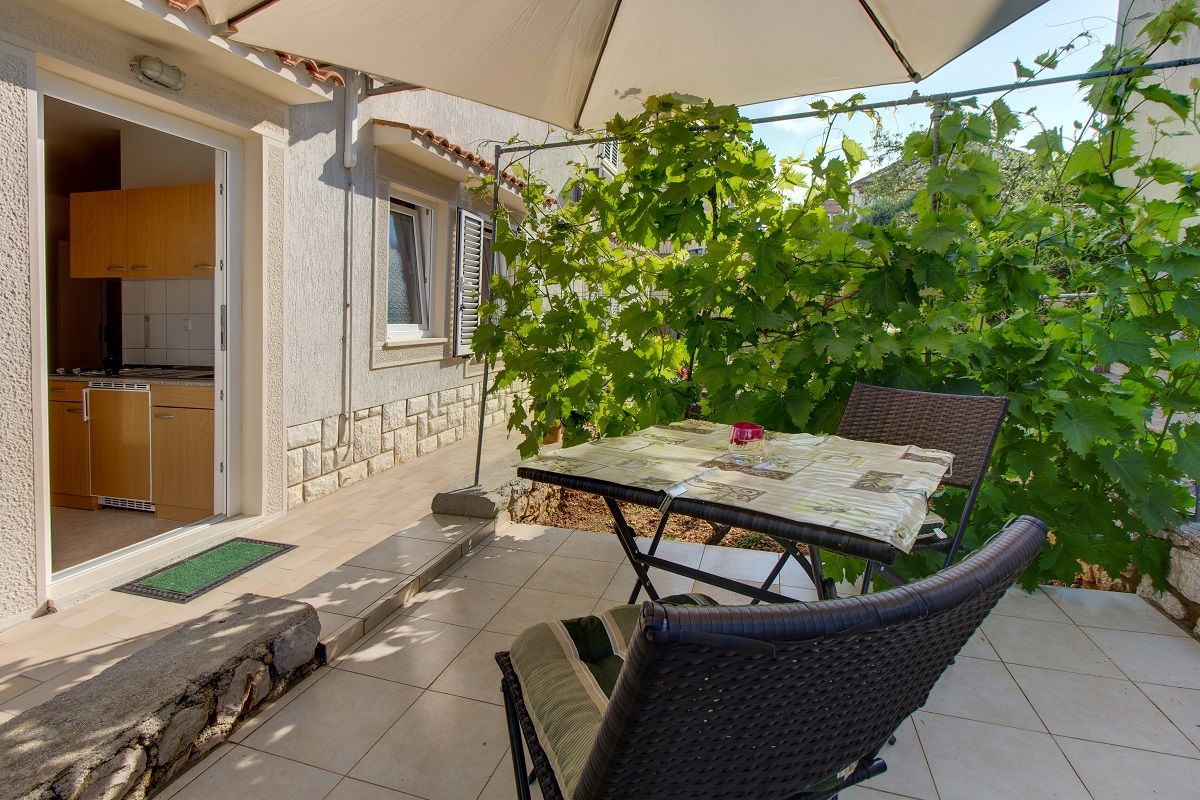 Apartment NIKOLINA 17508-A2