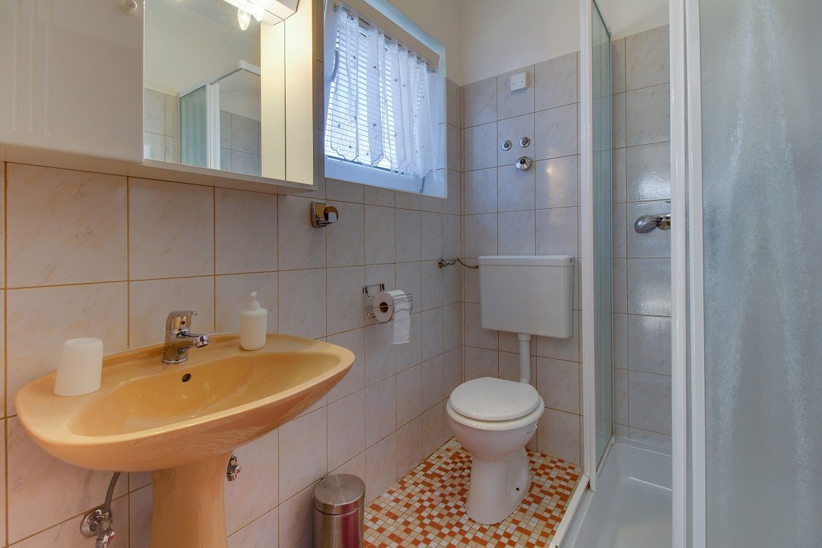 Apartment NIKOLINA 17508-A2