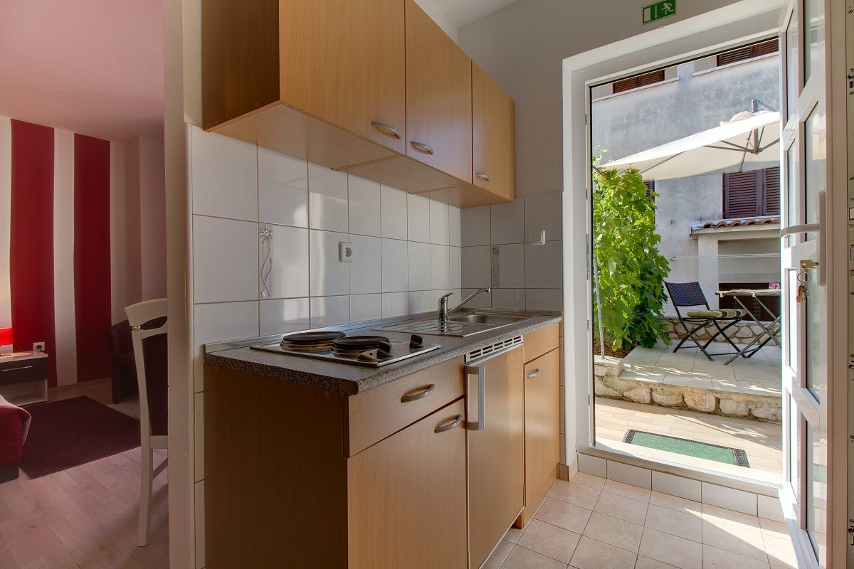 Apartment NIKOLINA 17508-A2