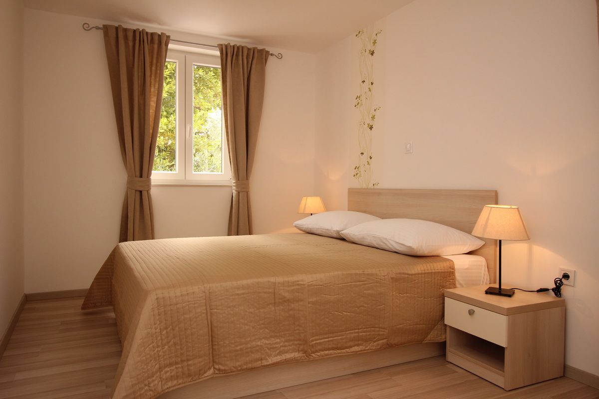 Apartments GORICA II 69022-A1