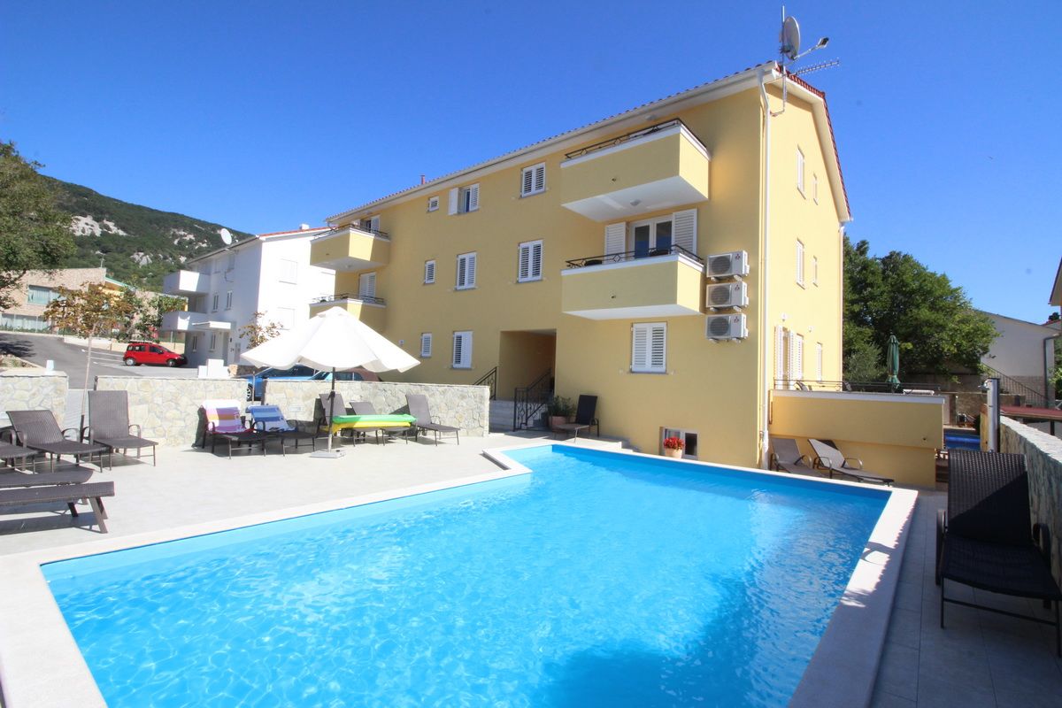 Apartments GORICA II 69022-A1