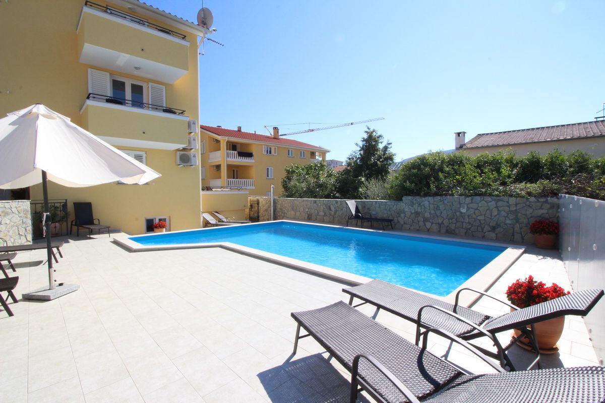 Apartments GORICA II 69022-A1