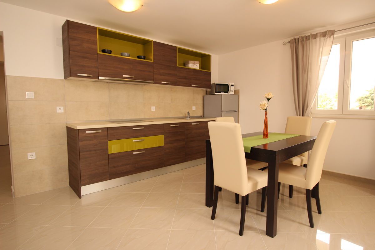 Apartments GORICA II 69022-A2