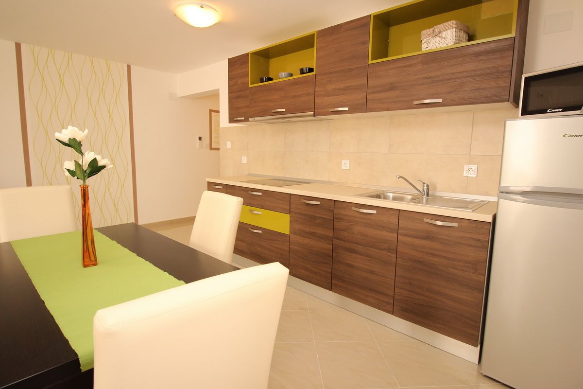 Apartments GORICA II 69022-A2