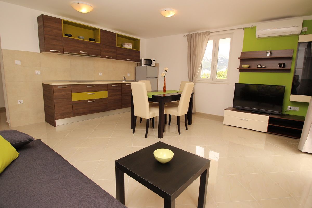 Apartments GORICA II 69022-A2