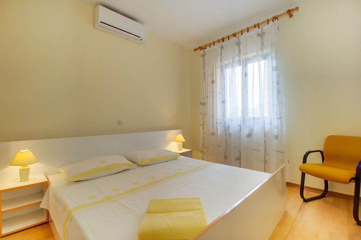 Apartment BISERKA 17509-A2
