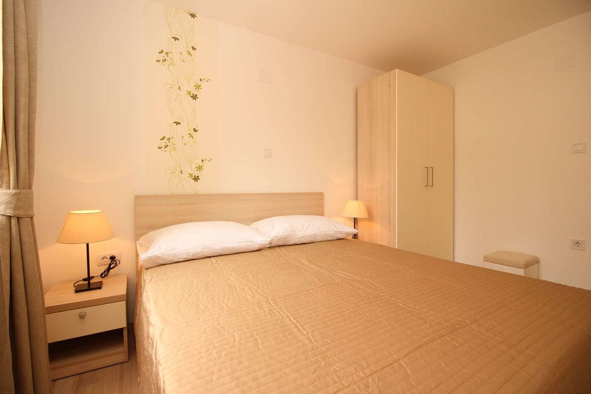 Apartments GORICA II 69022-A3