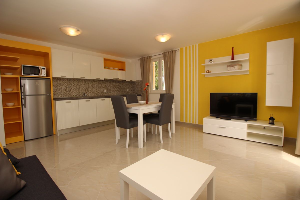 Apartments GORICA II 69022-A3