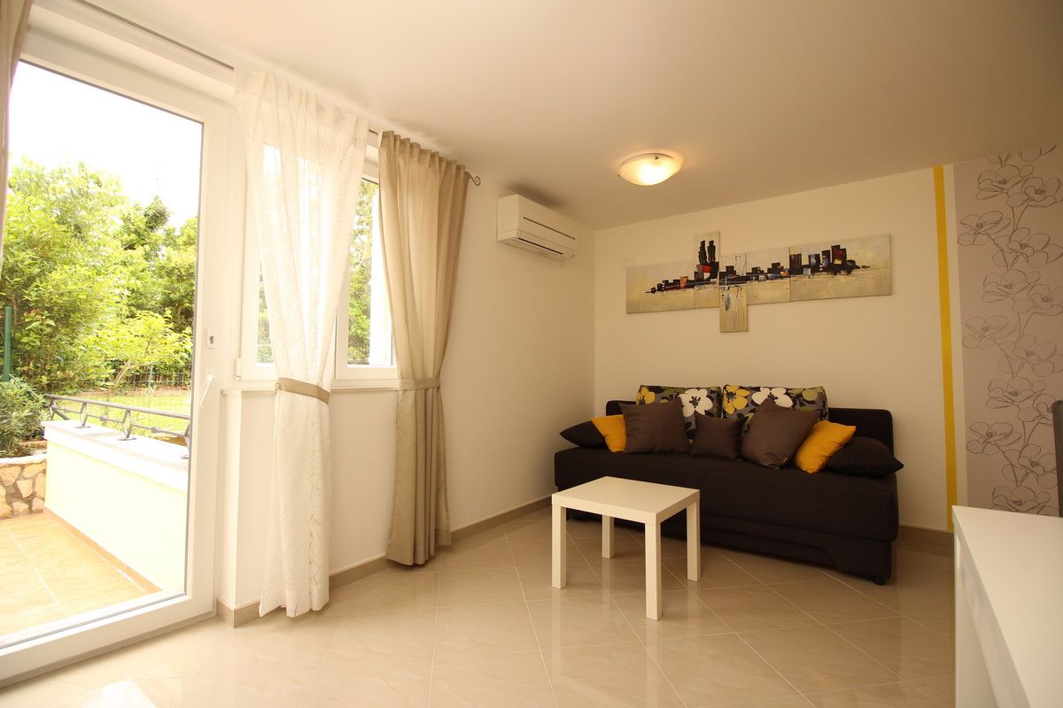 Apartments GORICA II 69022-A3