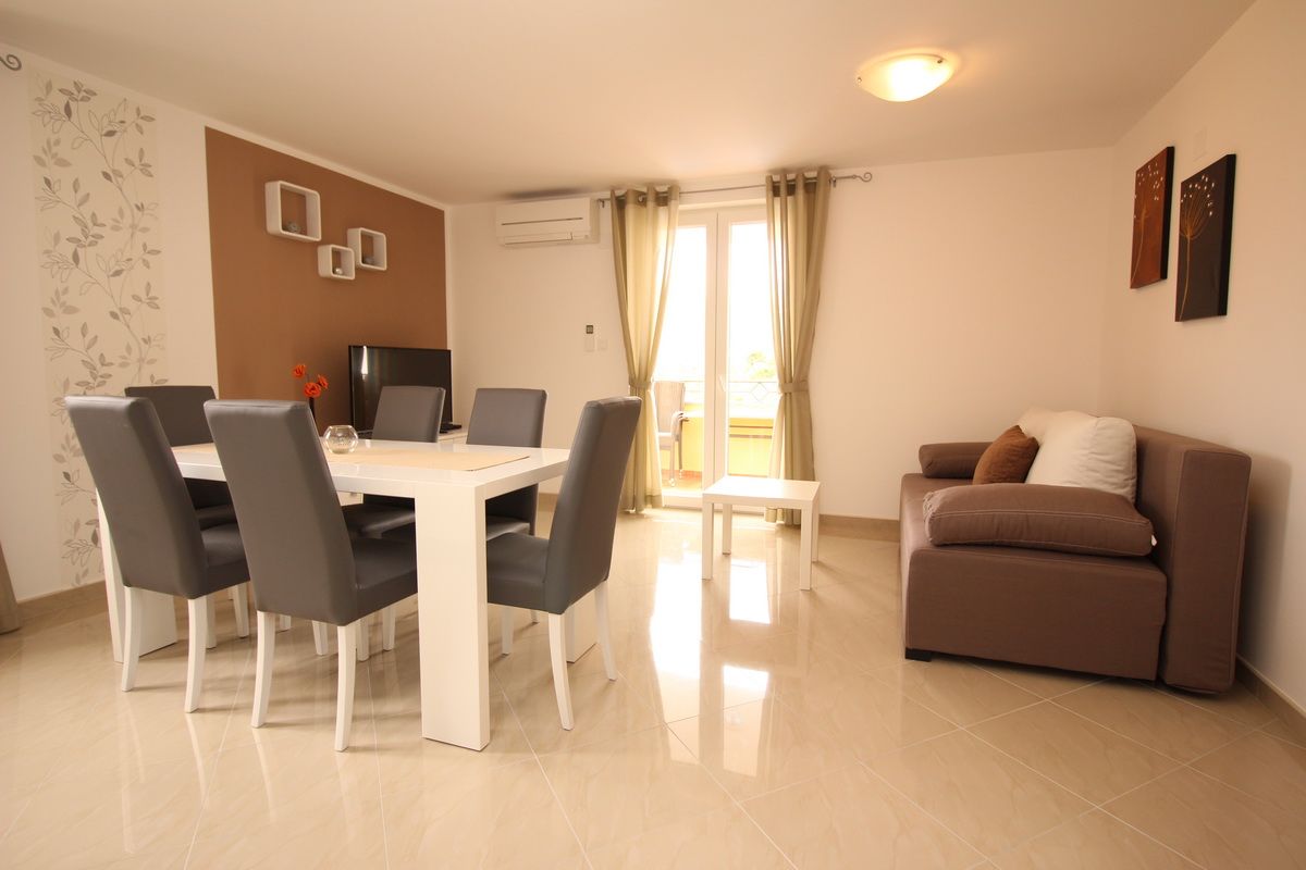 Apartments GORICA II 69022-A4