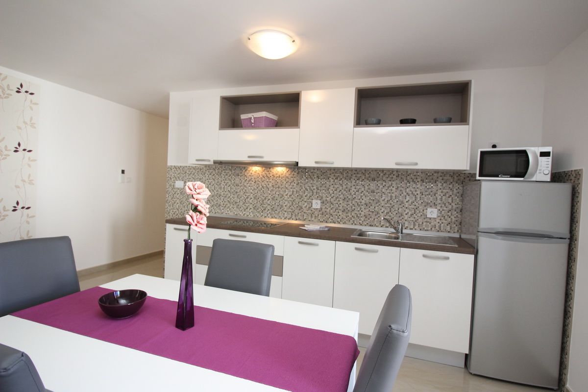 Apartments GORICA II 69022-A5