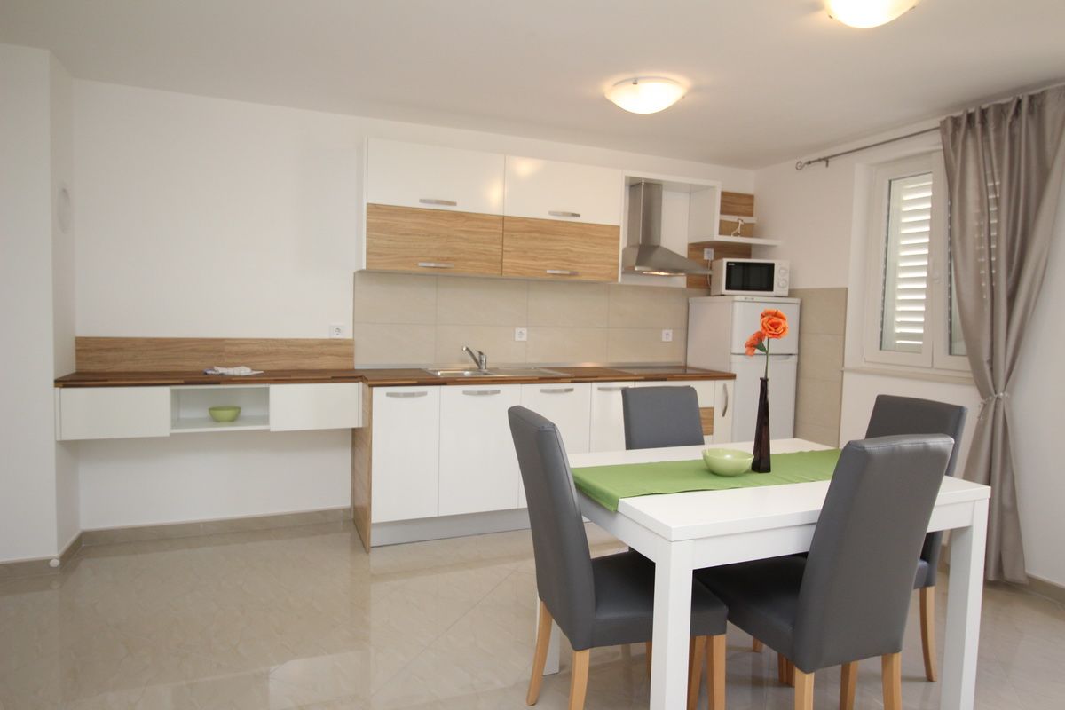 Apartments GORICA II 69022-A6