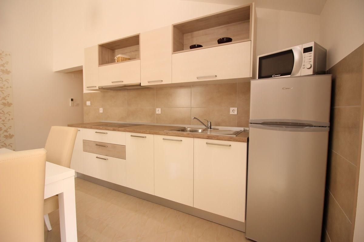 Apartments GORICA II 69022-A8