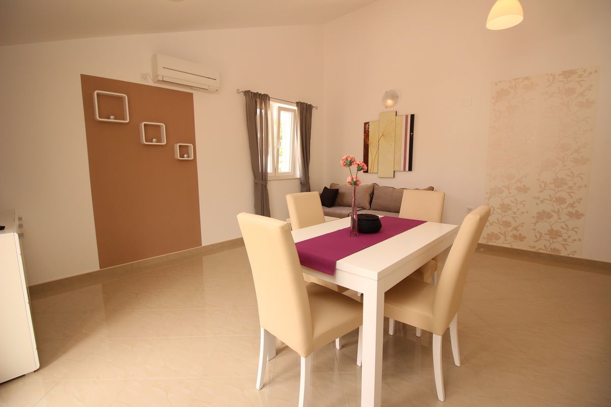 Apartments GORICA II 69022-A8