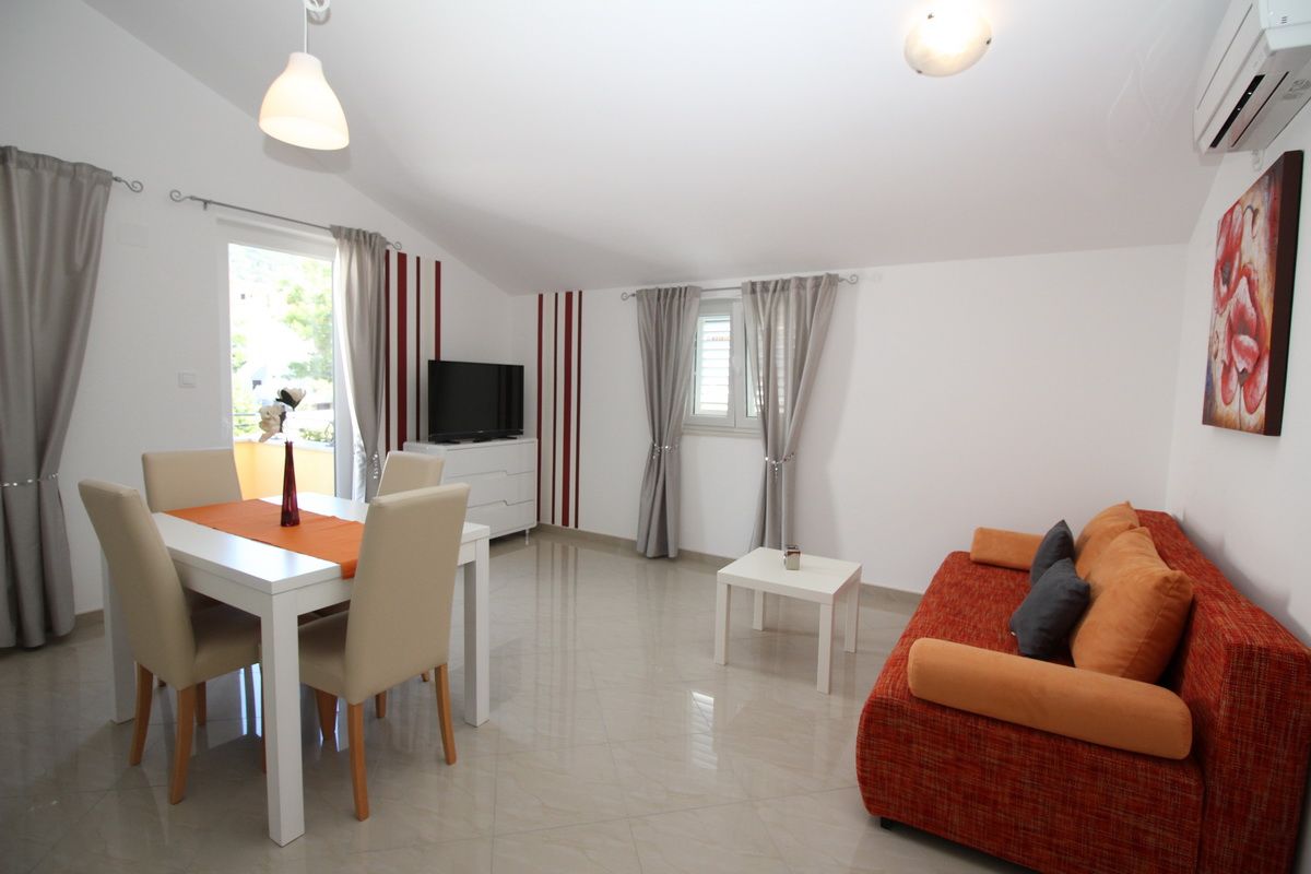 Apartments GORICA II 69022-A9