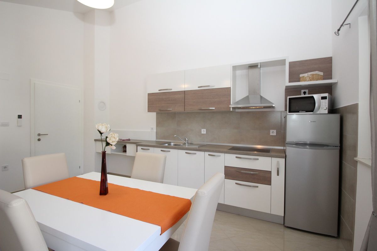 Apartments GORICA II 69022-A9