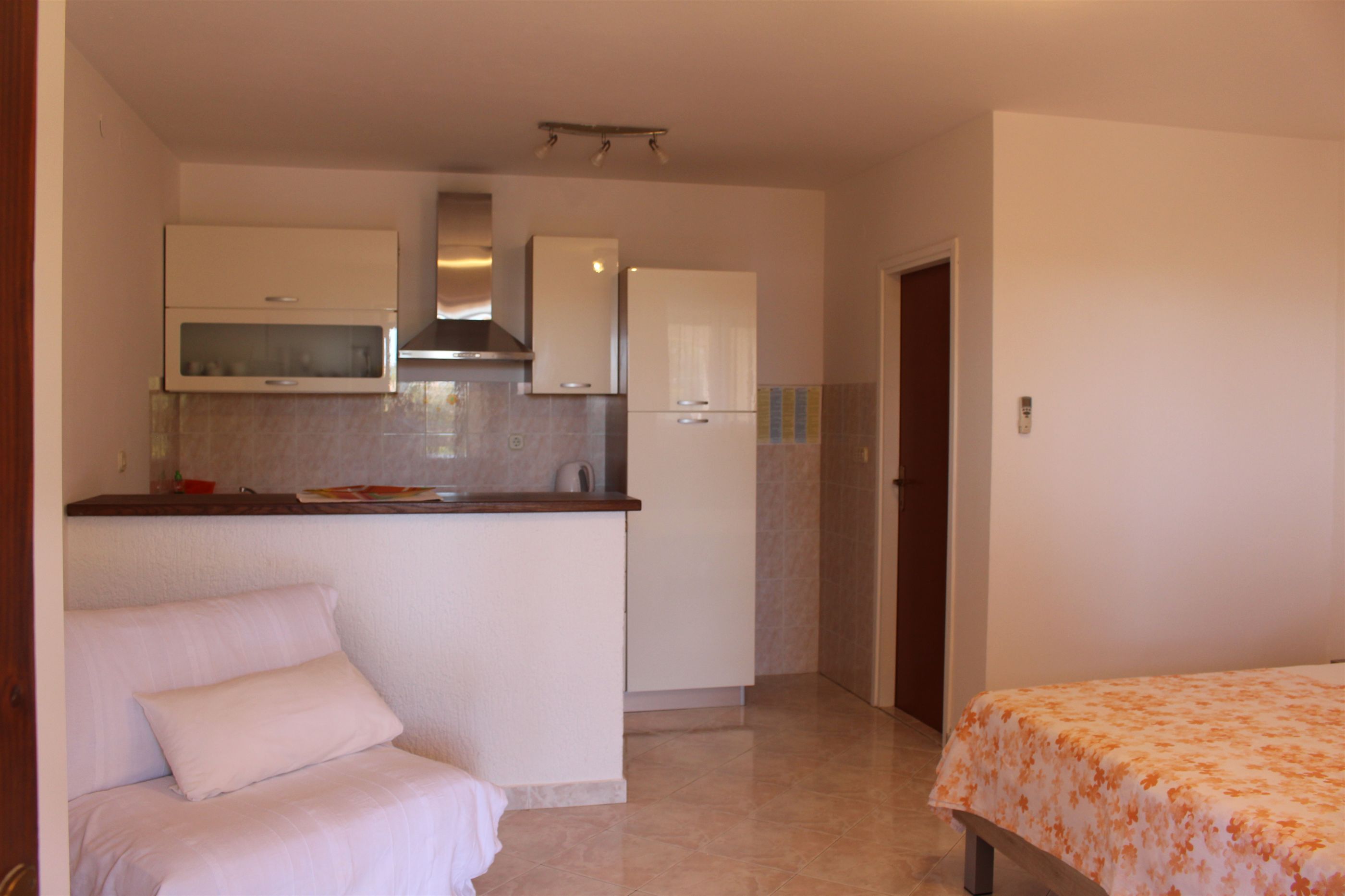Apartments Vrankovic 24891-A2