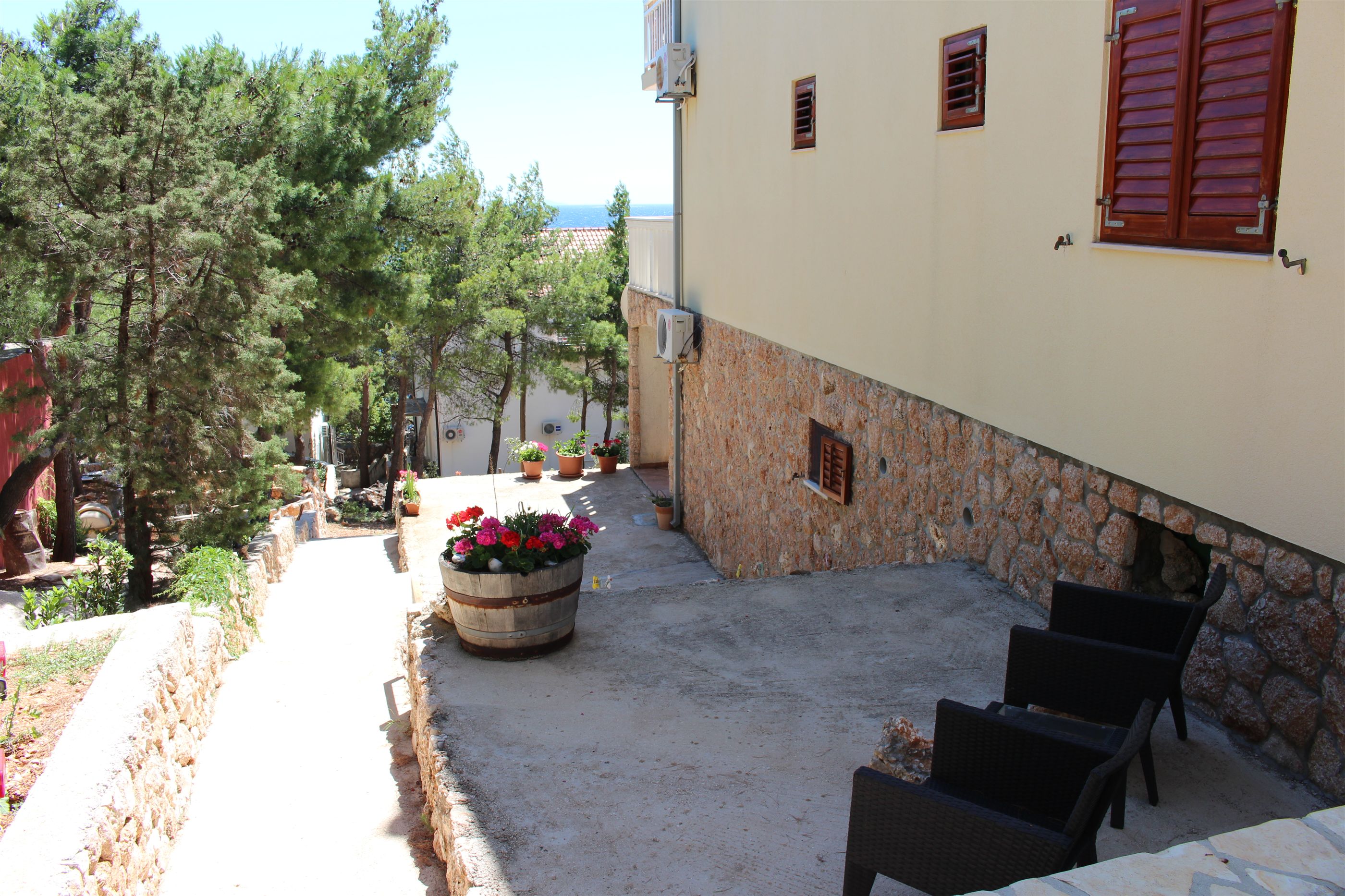Apartments Vrankovic 24891-A2