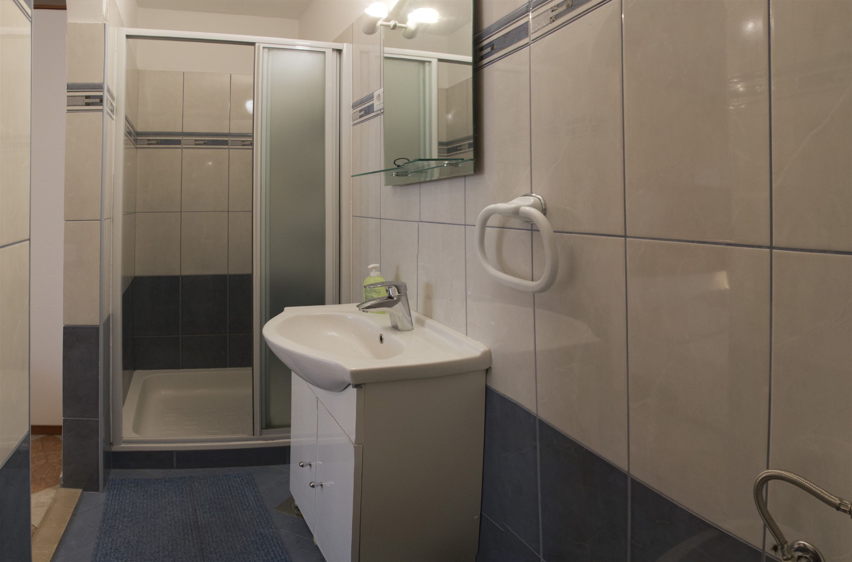 Apartments Gudelj 48101-A1