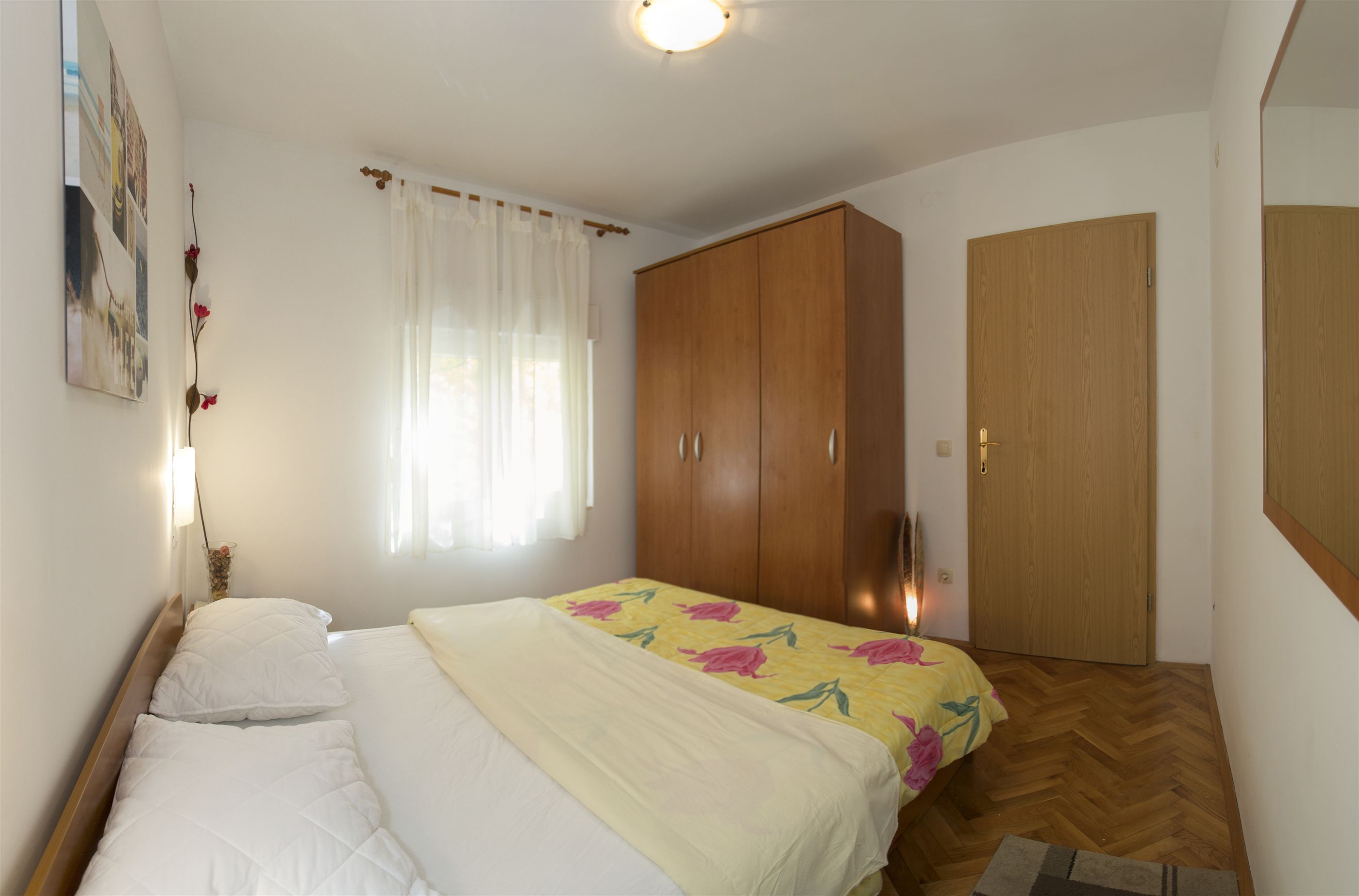 Apartments Gudelj 48101-A2
