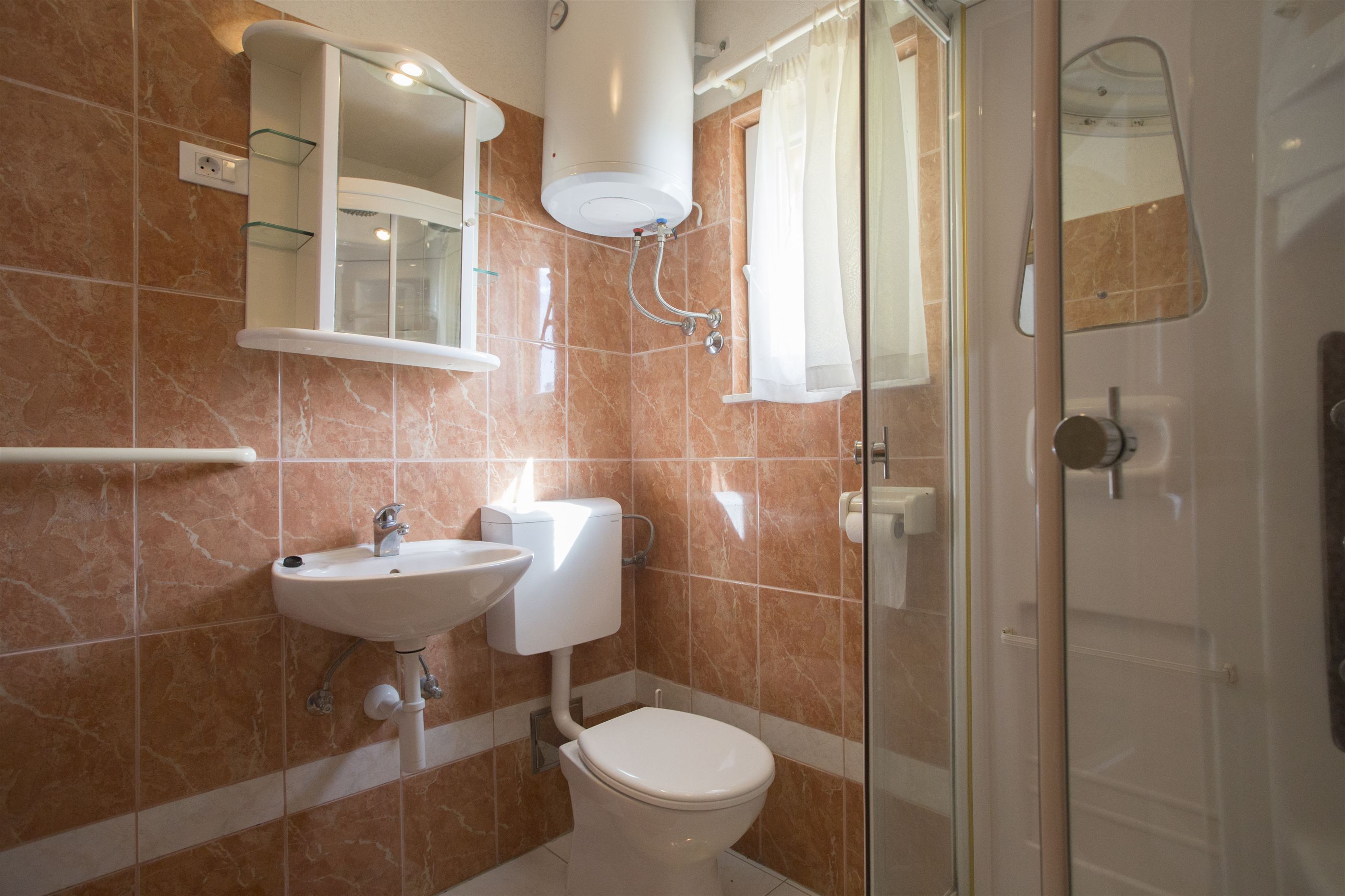 Apartments Gudelj 48101-A2