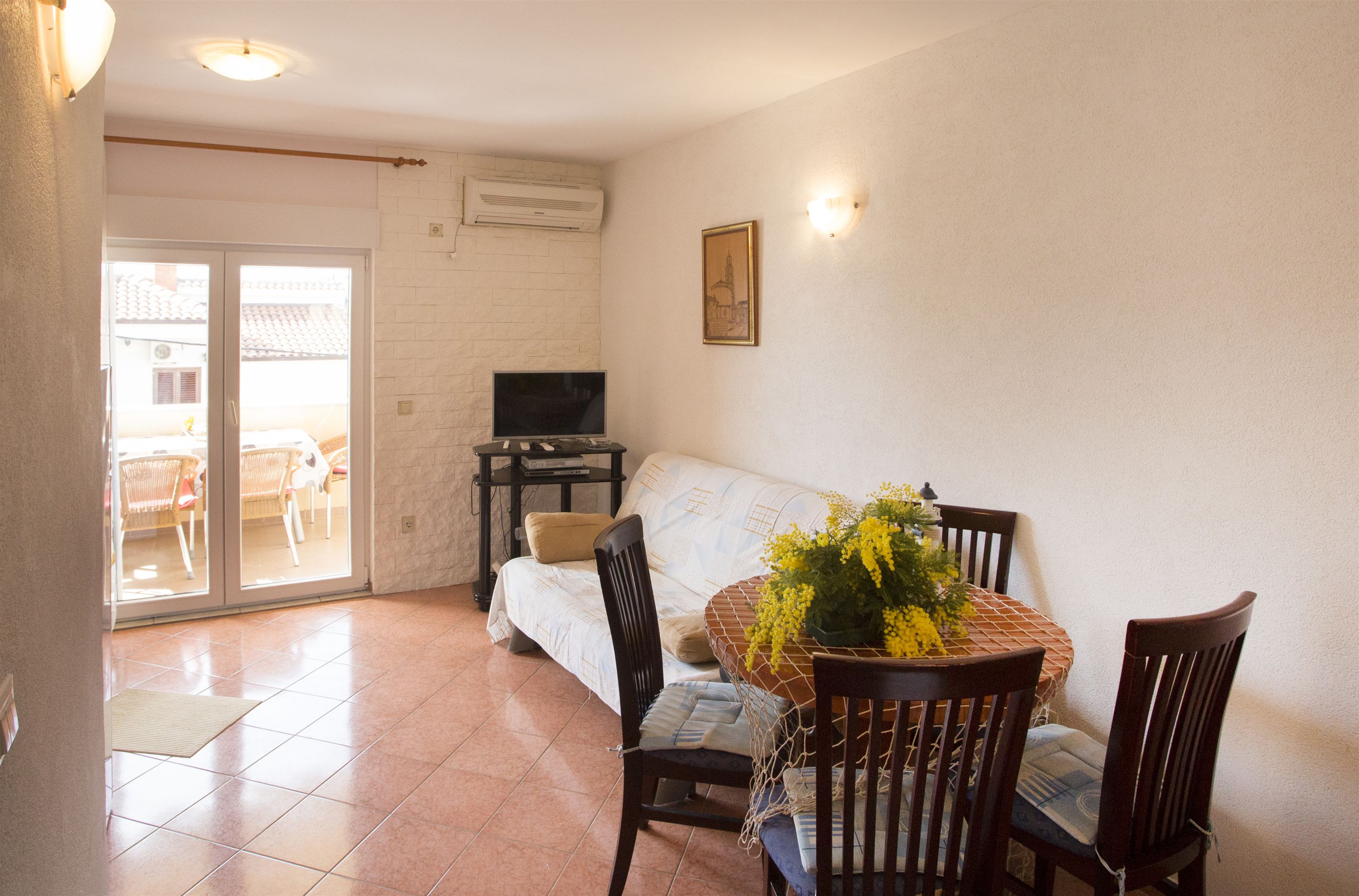 Apartments Gudelj 48101-A2