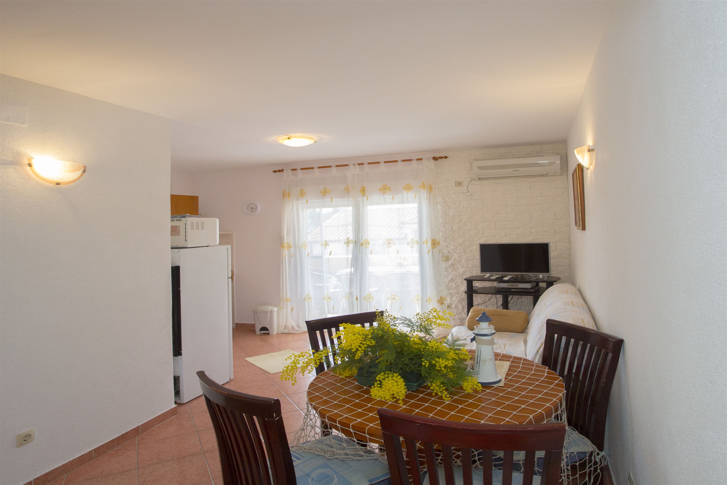 Apartments Gudelj 48101-A2