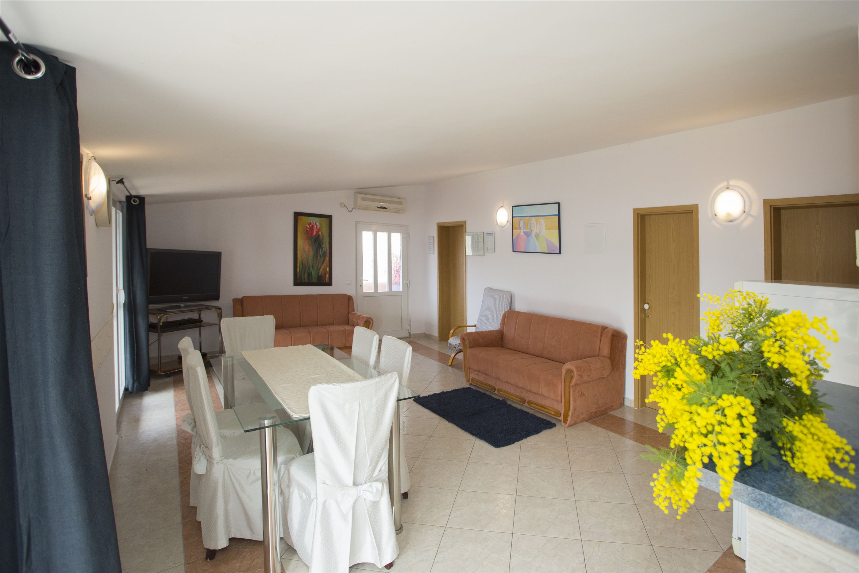 Apartments Gudelj 48101-A3